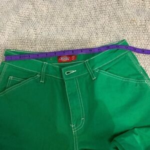 Dickies  Carpenter Pants Never Worn
Kelly Green
Size 5/27